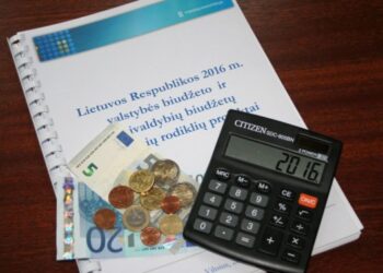 2016 m. valstybės biudžeto ir savivaldybių biudžetų įstatymo projektas atitinka ES Tarybos rekomendacijas