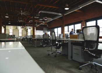 business-chairs-company-coworking. piqsels.com
