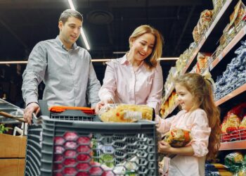 Lietuvių pirkimo įpročiai: pasitiki žinomais lietuviškais prekių ženklais