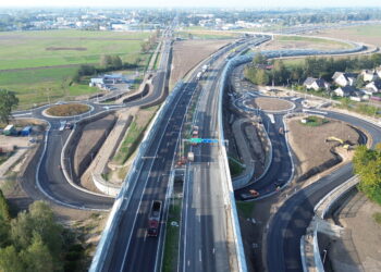 Eismui atidaryta ilgiausia ir techniškai sudėtingiausia „Via Baltica“ atkarpa