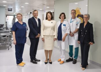 Pirmoji ponia lankėsi Helsinkio Naujojoje vaikų ligoninėje