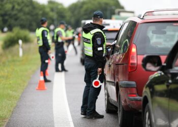 Spalį šalies keliuose laukiantys reidai