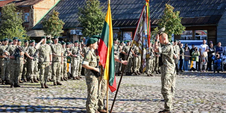 Pirmą kartą Simne – iškilminga karių priesaikos ceremonija