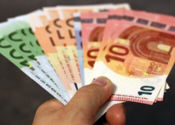 Nuo kitų metų – griežtesnė politinių partijų ir politinių kampanijų finansavimo kontrolė